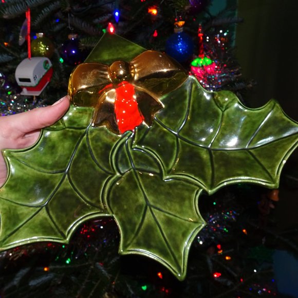 Vintage Ceramic Holly Serving Dish mcm Christmas candy dish retro 1970s - Picture 9 of 12